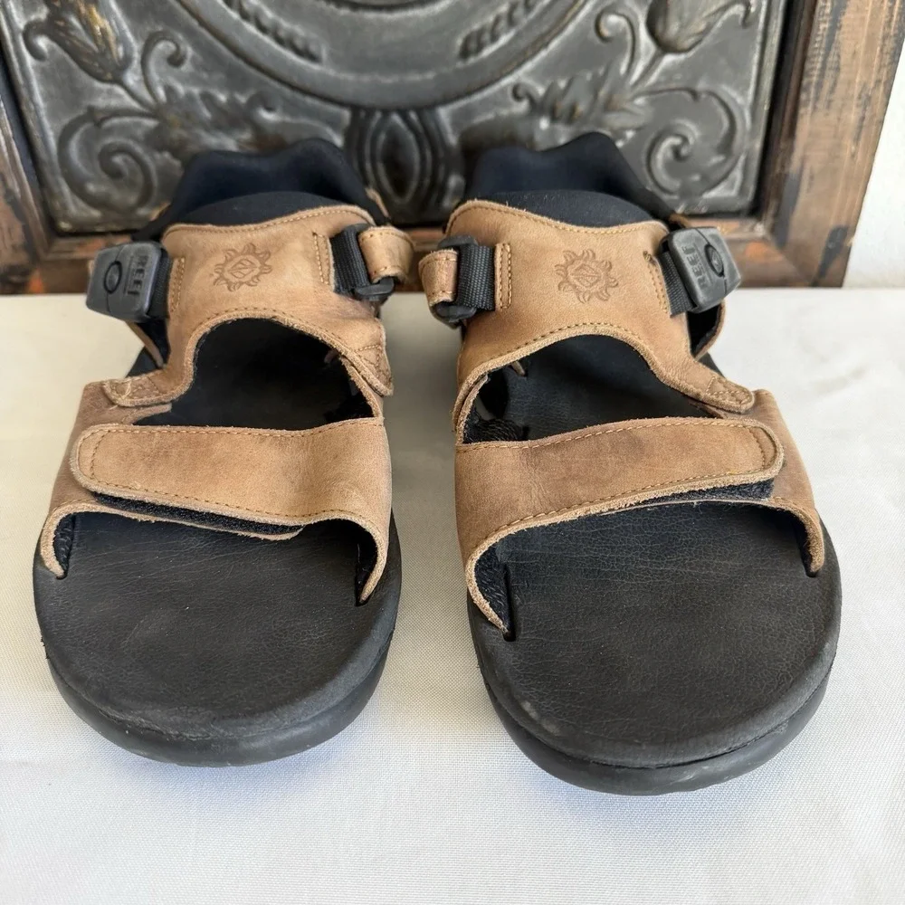 Reef Leather Outdoor Hiking Water Sandals Adjustable Straps Men's 10 US 43 EU‎